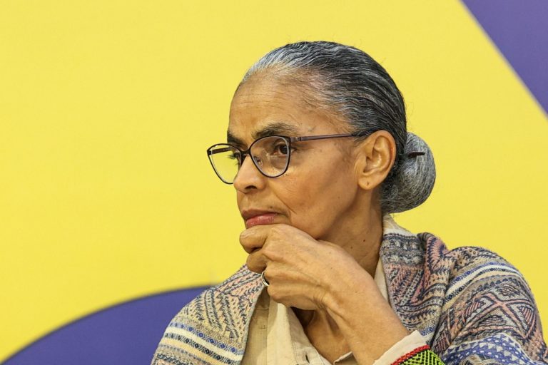 A ministra Marina Silva em coletiva no Planalto: vetos estratégicos ao PL que destroçava regras para licenciamento ambiental (Foto: Marcelo Camargo / Agência Brasil)