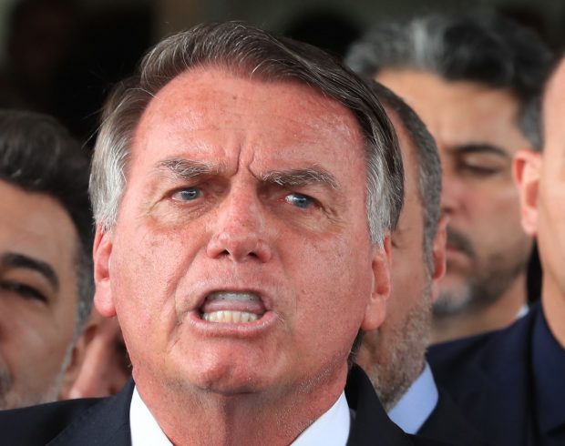Julgamento de Bolsonaro: ações e omissões do governo violaram leis ambientais
