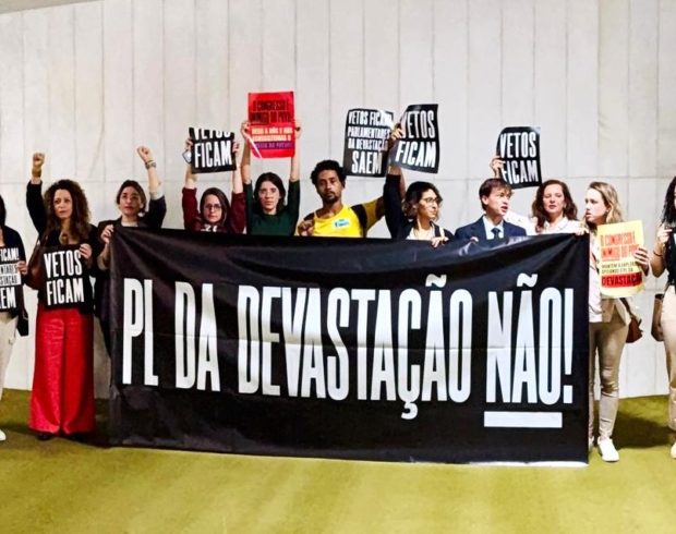 Congresso derruba vetos e destroça licenciamento ambiental