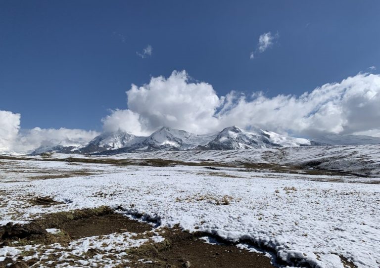 Geleira nos Andes peruanos: encolhimento rápido ameaça abastecimento de água de 90 milhões de pessoas (Foto: Bethan Davies / University of Newcastle)