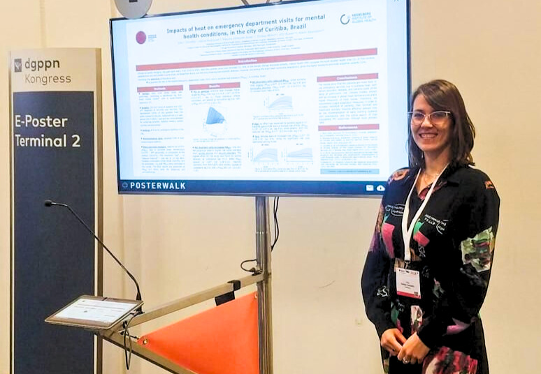 A médica e pesquisadora Julia Feriato Corvetto em seminário na Alemanha: mudanças climáticas devem ser tema de saúde pública (Foto: Arquivo Pessoal)