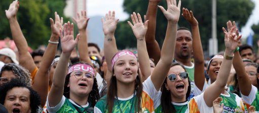 Marcha para Jesus reúne multidão cristã no Rio: evangélicos já são maioria em 18 dos 22 municípios da Região Metropolitana (Foto: Fernando Frazão / Agência Brasil - 24/05/2025)