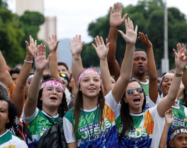 Avanço evangélico: a transição religiosa na Região Metropolitana do Rio de Janeiro