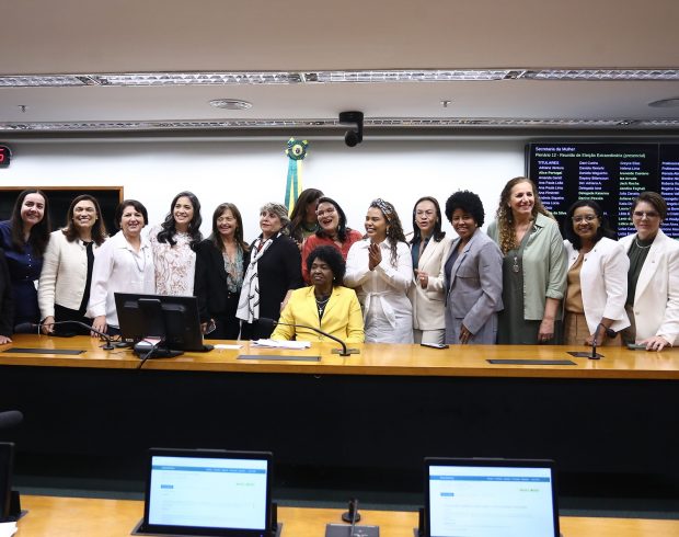 Direitos das mulheres: 30 anos da Conferência de Beijing e das cotas femininas na política