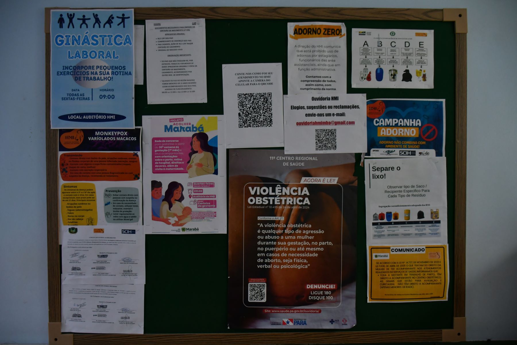 Quadro de avisos do HMI de Marabá com alerta sobre violência obstétrica: acúmulo de denúncias (Foto: João Paulo Guimarães)
