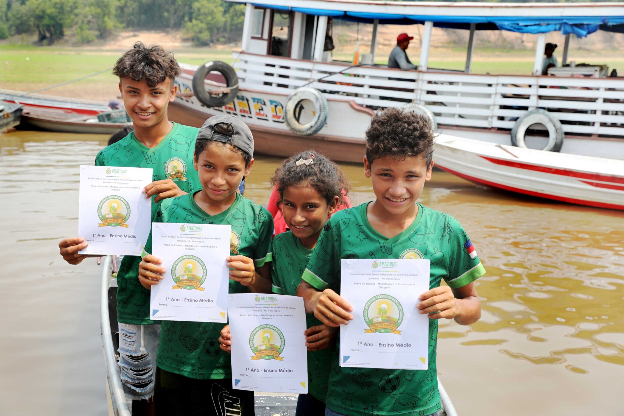 Alunos do ensino fundamental, em Manacapuru, Amazonas: educação para fortalecer a identidade indígena (Foto: Euzivaldo Queiroz/ Divulgação Seduc)