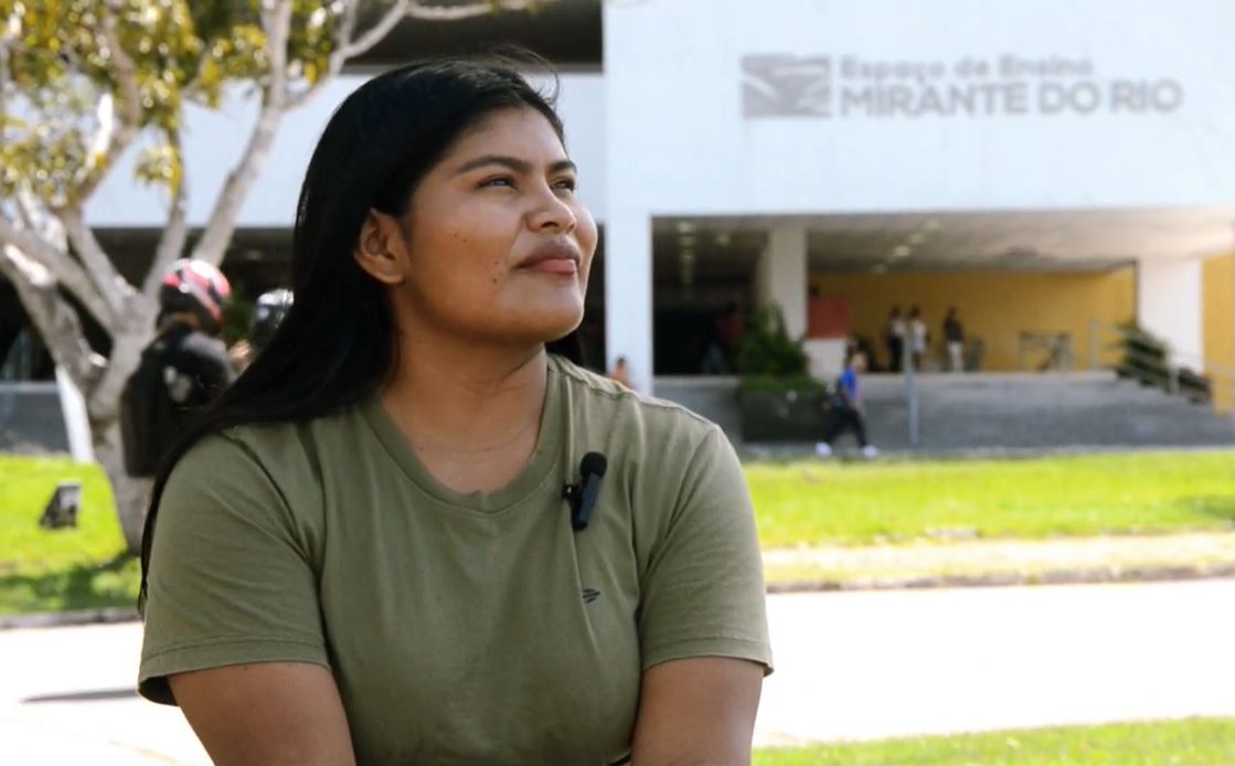 Fernanda Mamithé Baniwa, mulher indígena, estudante de Psicologia da UFPA: infância com vergonha na escola (Foto: João Paulo Costa / UFPA)