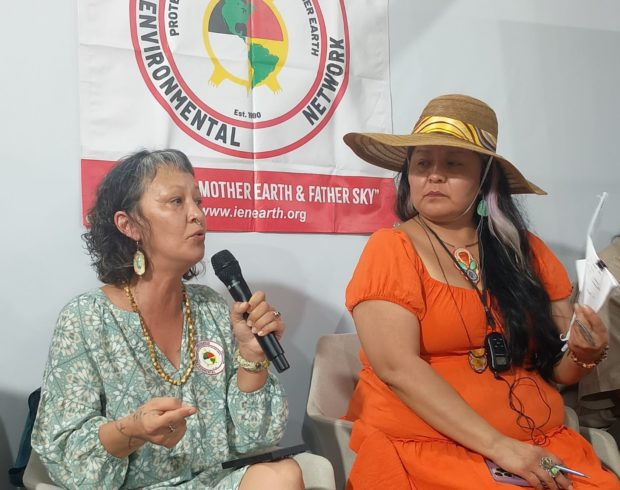 Indígenas do Alasca na luta contra o derretimento de geleiras e o negacionismo climático