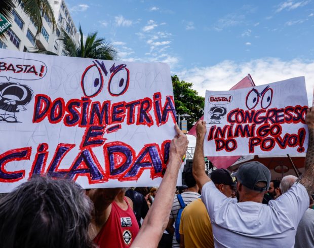 Espírito de Natal contaminado pelo cheiro de pizza queimada do PL da Dosimetria