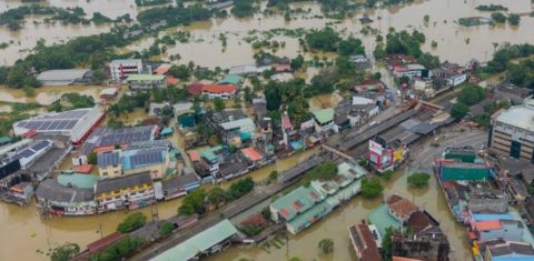Periferia de Colombo, capital do Sri Lanka, submersa após passagem de ciclone: mais de 300 mortos e 20 mil desabrigados, em ano de caos climático (Foto: Unicef - 01/12/2025)