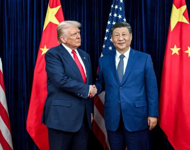 China derrota o tarifaço de Trump: superávit comercial de mais de US$ 1 trilhão