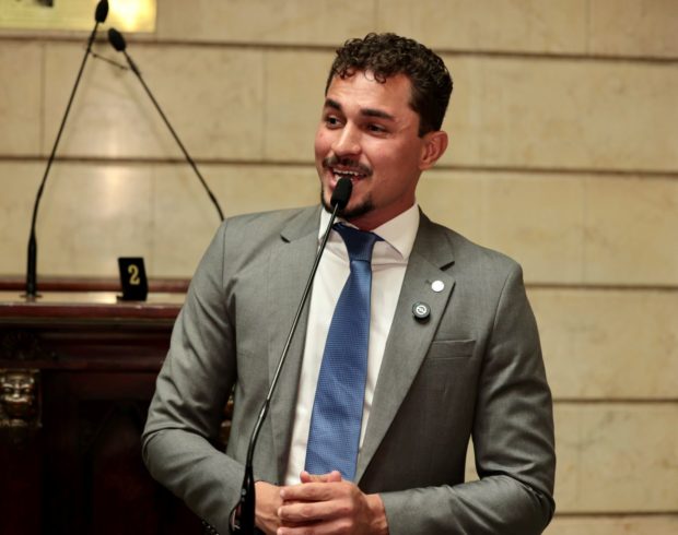 Rio 2026: a prisão de Salvino Oliveira e a favela como “evidência criminal” em ano eleitoral