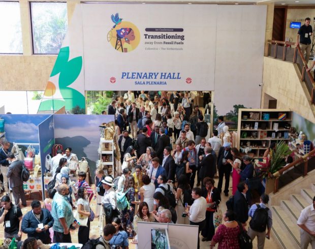 França apresenta seu plano para eliminar combustíveis fósseis