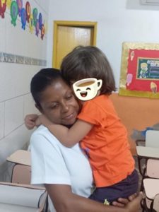 Pedro e Patrícia, conexão imediata na escola. Foto Arquivo Pessoal