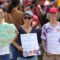 Mulheres em manifestação do 1º de Maio no Distrito Federal: fim da escala 6x1 para garantir mais tempo com a família ( Foto: Fabio Rodrigues-Pozzebom / Agência Brasil)