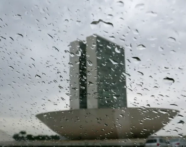 Meio ambiente dá voto? O silenciamento climático nas eleições