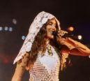 Anitta e a coragem de cantar seu Orixá num Brasil intolerante
