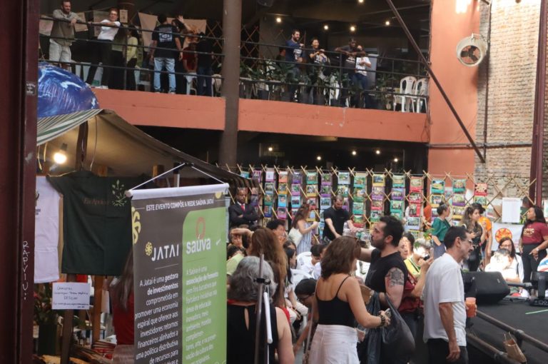 Exposição celebrando os 30 anos do Mutirão Agroflorestal durante o Plante Rio 2026: ações itinerantes e núcelos em São Paulo, Minas Gerais, Distrito Federal, Pará e Rio de Janeiro (Foto: Everton Victor)