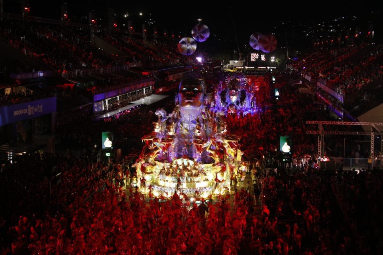 Desfile da Viradouro, campeã do Grupo Especial na Passarela: decisão de cúpulas sobre aumento do número de escolas de samba (Foto: Marco Terranova / Riotur - 16/02/2026)