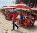 Na Praia do Futuro, a dura subsistência de quem vive do lazer alheio