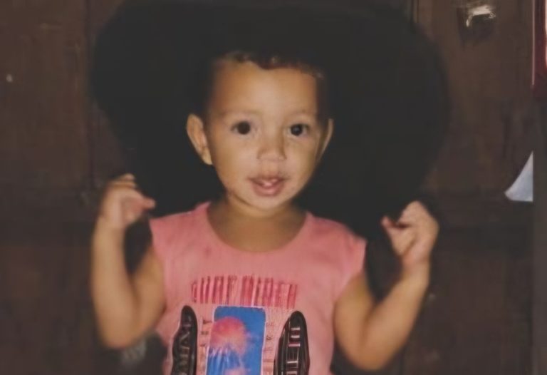 O pequeno José Arthur, com pouco mais de 1 ano de idade: sumiço na zona rural de Eldorado dos Carajás, Pará (Foto: Álbum de família)