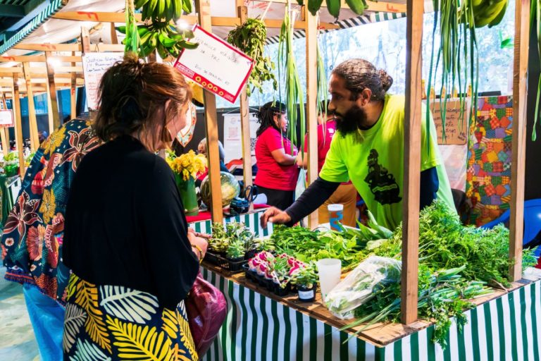 Feira Agroecológica na Fundição Progresso: Tempo de mutirão: Plante Rio celebra 10 anos com tema É tempo de mutirão (Foto: Plante Rio / Divulgação - 13/09/2025)