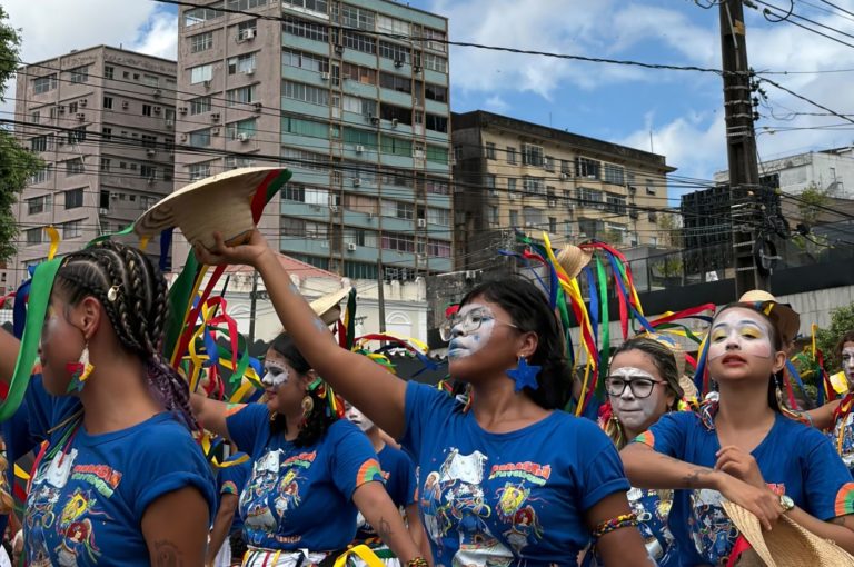 Arrastão do Boi da Pavulagem no centro de Belém: cortejos no período junino, atividades no ano inteiro(Foto: Bianca Portela)