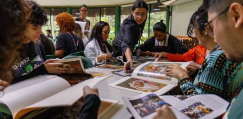 Aula no Pecep, um dos cursos pré-vestibulares comunitários mais antigos do país: caminho para o ensino superior (Foto: Pecep Linkedin / Reprodução)