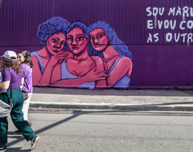 Eu adoraria viver num mundo que não me fizesse odiar ser mulher