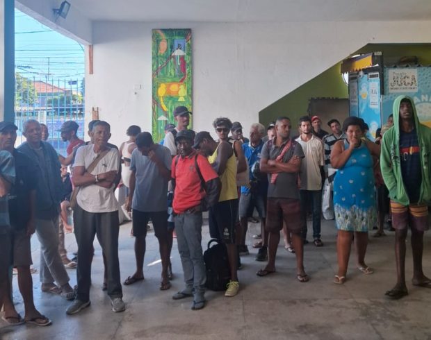 Mais perto do que se imagina: a fome dos que vivem em situação de rua